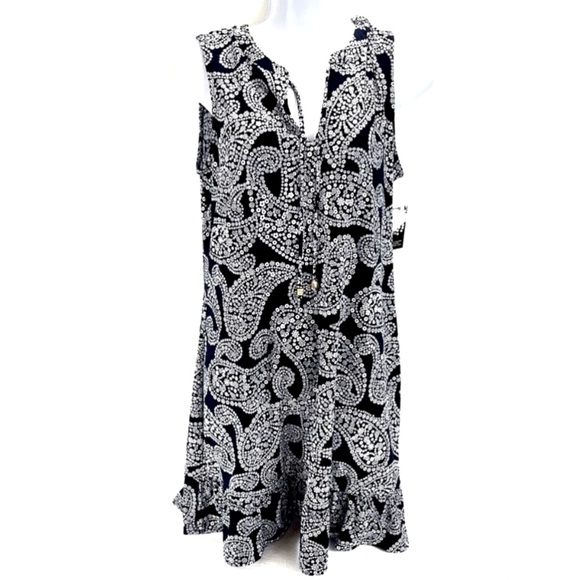 MICHAEL Michael Kors Dresses & Skirts - MICHAEL Michael Kors Navy and White Paisley Dress